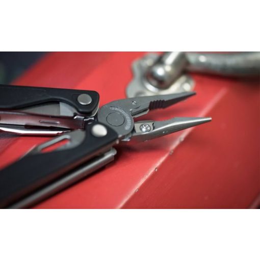 LTG832516 Leatherman Charge Plus, ezüst-fekete